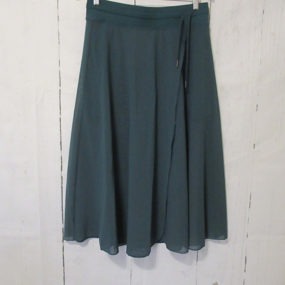 Halara Skirt L Green High Waisted Midi Mesh 2 in 1 Shorts Pockets Flowy